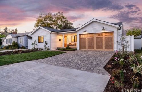 14025 Hesby St, Van Nuys, CA 91423-1219