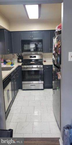 5085 Rebecca Fell Dr, Gardenville, PA
