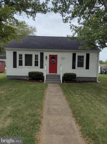 107 Hamilton St, Fredericksburg VA  22408-2925 exterior