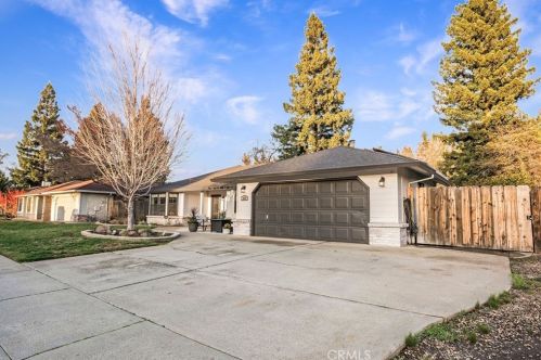 339 Black Oak Dr, Chico, CA 95926-2100