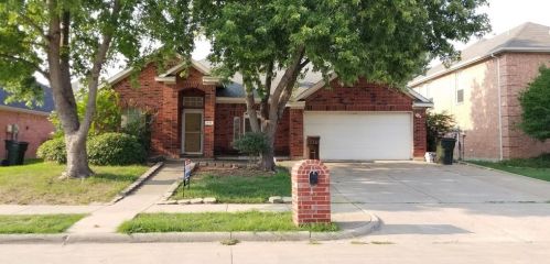 809 Snapdragon Ln, Plano TX  75075-2366 exterior