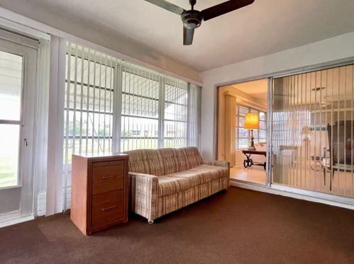 602 Beach Ave, Fort Pierce FL  34952-1327 exterior