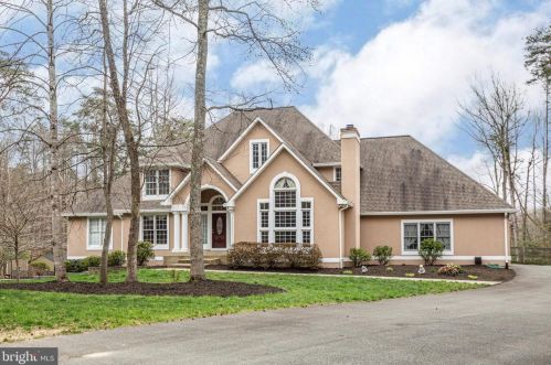 7905 Waterford Dr, Spotsylvania VA  22551-2204 exterior