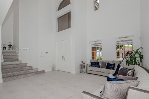 13040 52nd St, Hollywood FL  33027-5453 exterior