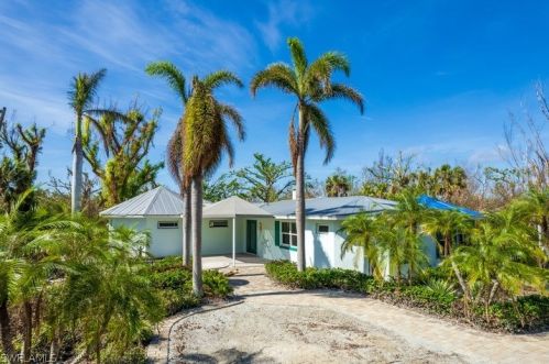 1028 Demere Ln, Sanibel, FL 33957-6913