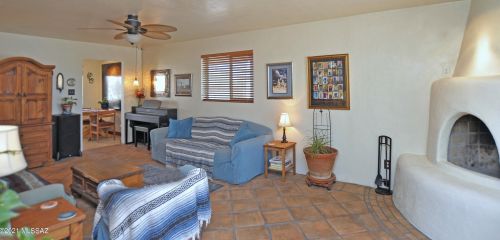 3551 Seneca St, Tucson, AZ 85716-2924