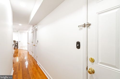 1909 Rosedale St, Washington, DC 20002-4745