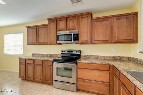 4692 Austin Ln, San Tan Valley, AZ 85140-4535