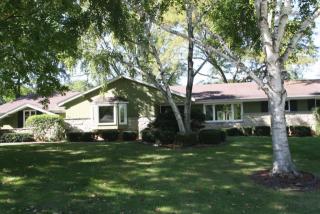 5881 Fenton Ct, Greendale, WI 53129-2106