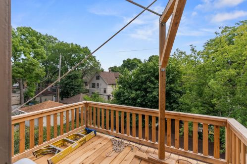 3000 Murray Ave, Milwaukee WI 53211-3205 exterior