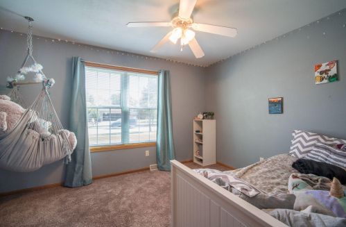 263 Stonefield Dr, Lake Mills WI  53551-1963 exterior