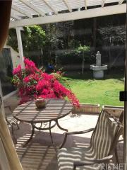18312 Delano St, Los Angeles, CA 91335-7014