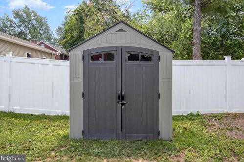 301 Harrisburg Pike, Siddonsburg PA  17019-1328 exterior