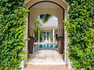 397 Indies Dr, Vero Beach, FL 32963-9559