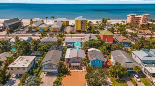 5530 Palmetto St, Fort Myers Beach, FL 33931-4138