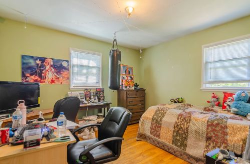 3 Jay Rd, South Setauket NY  11720-2727 exterior