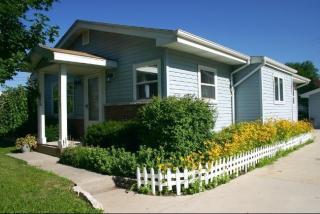 258 Church St, Saukville, WI 53080-1929