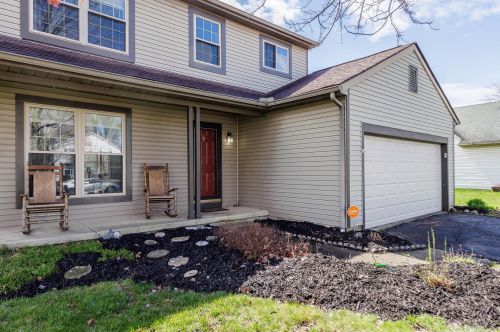 5336 Merrybell Ln, Darbydale OH  43123-9019 exterior