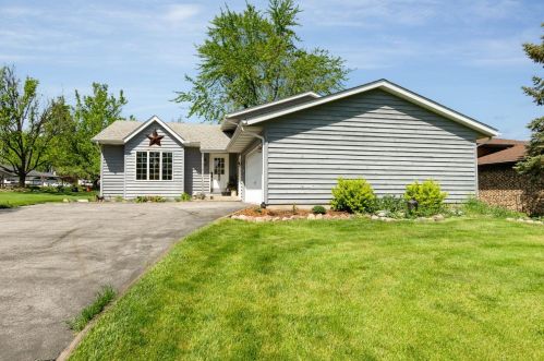 4299 Annandale Ln, Crown Point, IN 46307-8968