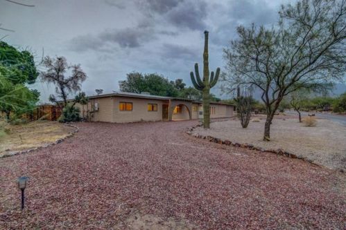 1370 Liddell Pl, Tucson, AZ 85704-3304