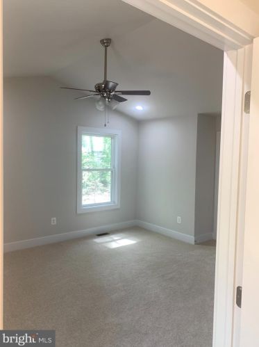 464 Cabin Point Dr, Montross VA  22520-4075 exterior