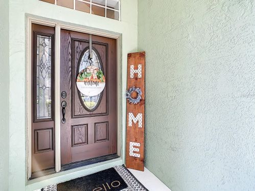 1181 Chessington Cir, Lake Mary FL  32746-1912 exterior