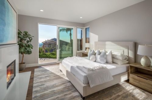 1808 Amalfi Dr, Encinitas CA  92024-1284 exterior
