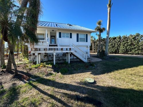 9027 Mockingbird Dr, Sanibel FL  33957-3609 exterior