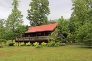 4065 Hickory Hollow Way, Pigeon Forge, TN 37862-8161