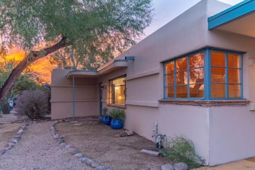 2915 Helen St, Tucson, AZ 85716-3812
