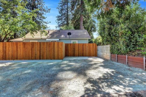 516 Packard Dr, Grass Valley CA  95945-7023 exterior