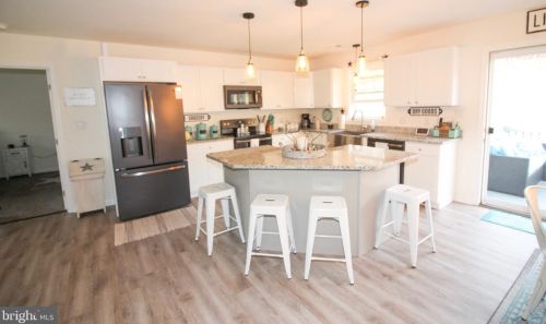 3308 Swover Crk Rd, Edinburg VA  exterior