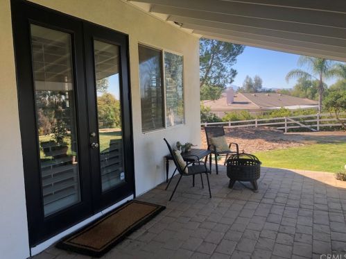 17430 7 Spg Way, Riverside CA 92504-9454 exterior