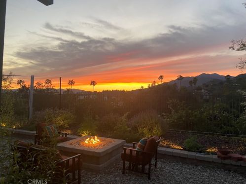 3745 Hollingsworth Rd, Altadena CA  91001-3857 exterior