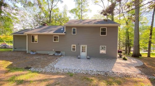 64 Green Rd, West Nyack NY  10994-2602 exterior