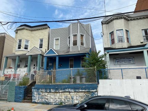 1503 Hoe Ave, Bronx, NY 10460-5952