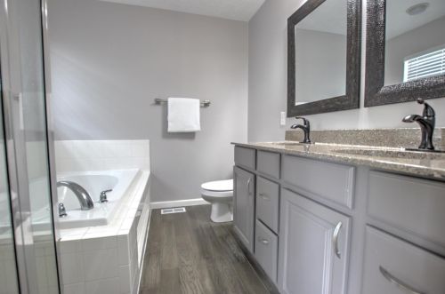 318 Patriot Ct, Liberty Township OH  45036 exterior