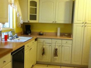 1710 Country Club Rd, Tucson AZ  85713-2236 exterior