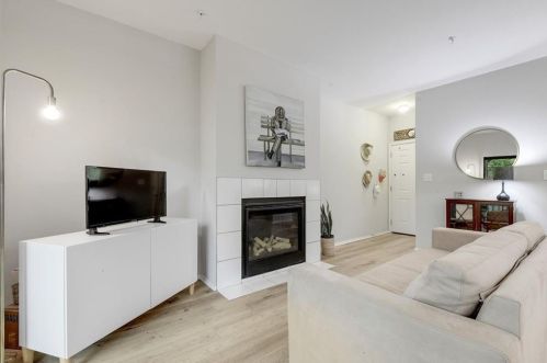 3839 Dry Creek Dr, Austin, TX 78731-4857