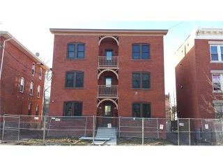 17 Squire St, Hartford, CT 06106-2453