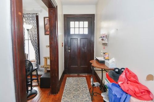 17 Harrison St, New Britain, CT 06052-1226