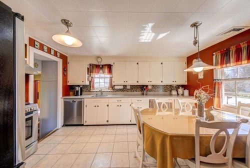 117 Route 82, Fishkill NY  12524-3024 exterior