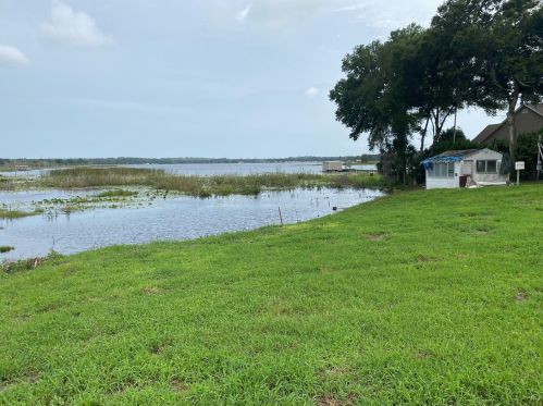 9832 110th Street Rd, Belleview FL  34420-3691 exterior