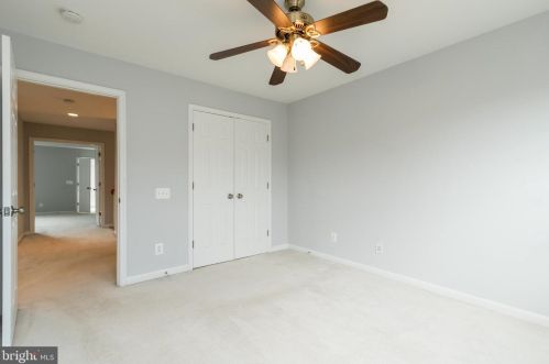 15017 Danube Way, Haymarket VA  20169-3321 exterior