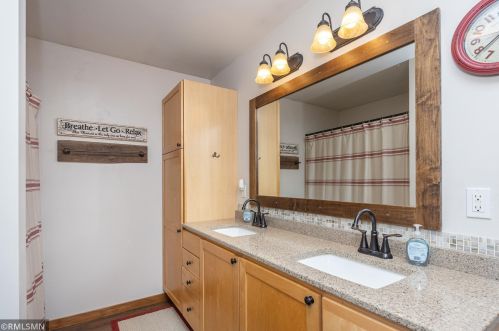 1748 30th Ave, Hammond WI  54015-5215 exterior