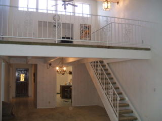 5061 Las Lindas Way, Riverside, CA 92505-3226