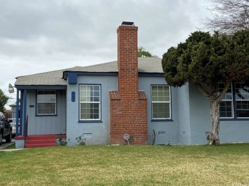 607 Sloan Ave, Compton, CA 90221-2827