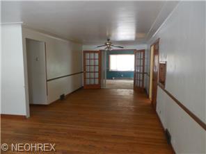 3264 Wendover Cir, Youngstown, OH 44511-2156