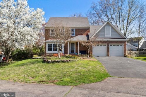 13216 Ladybank Ln, Herndon, VA 20171-4030