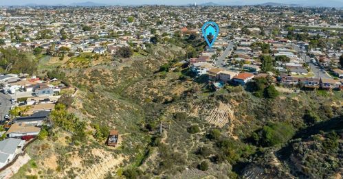 2802 Morningside St, San Diego CA 92139-3529 exterior